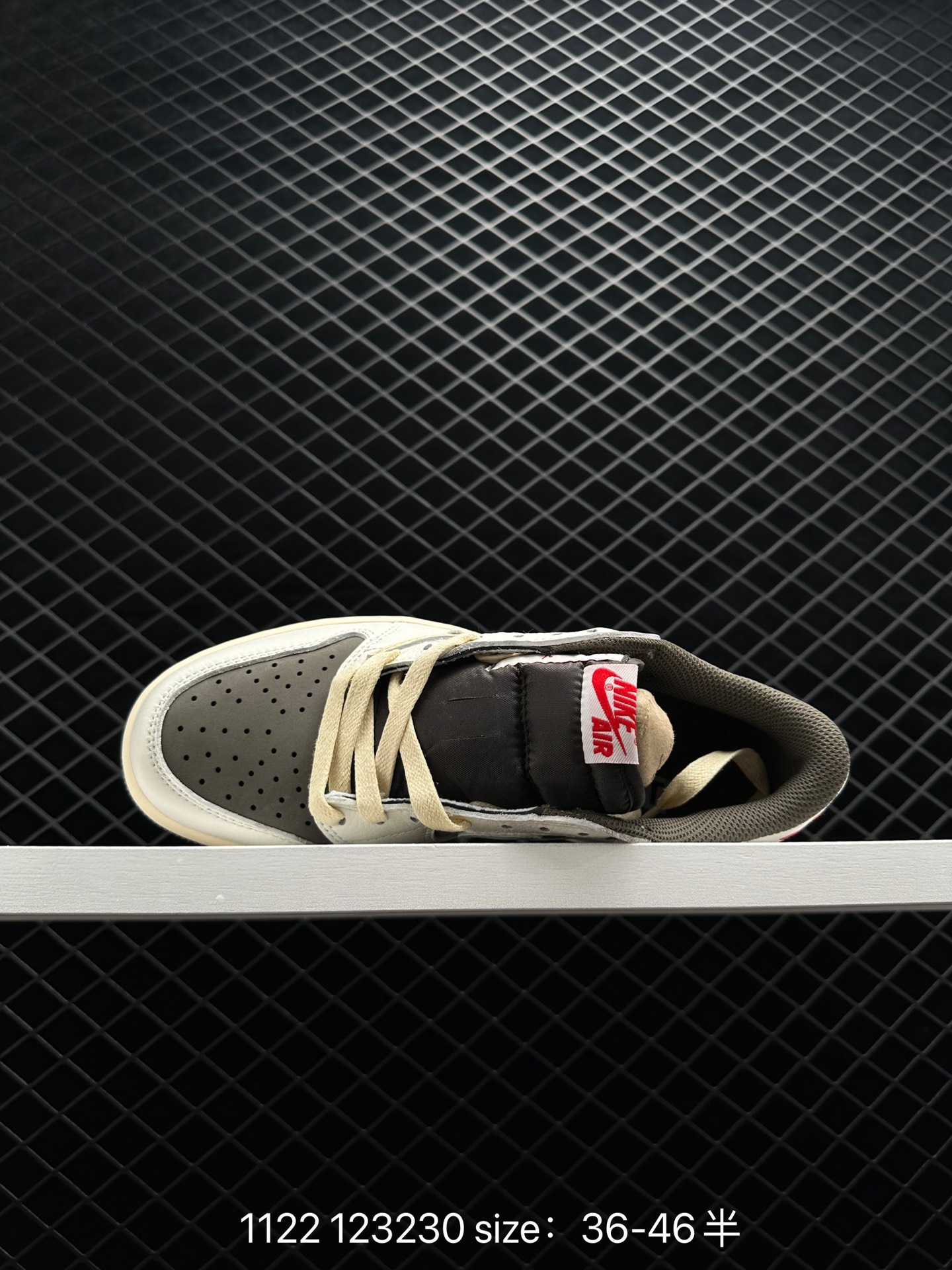 Travis Scott x Air Jordan 1 